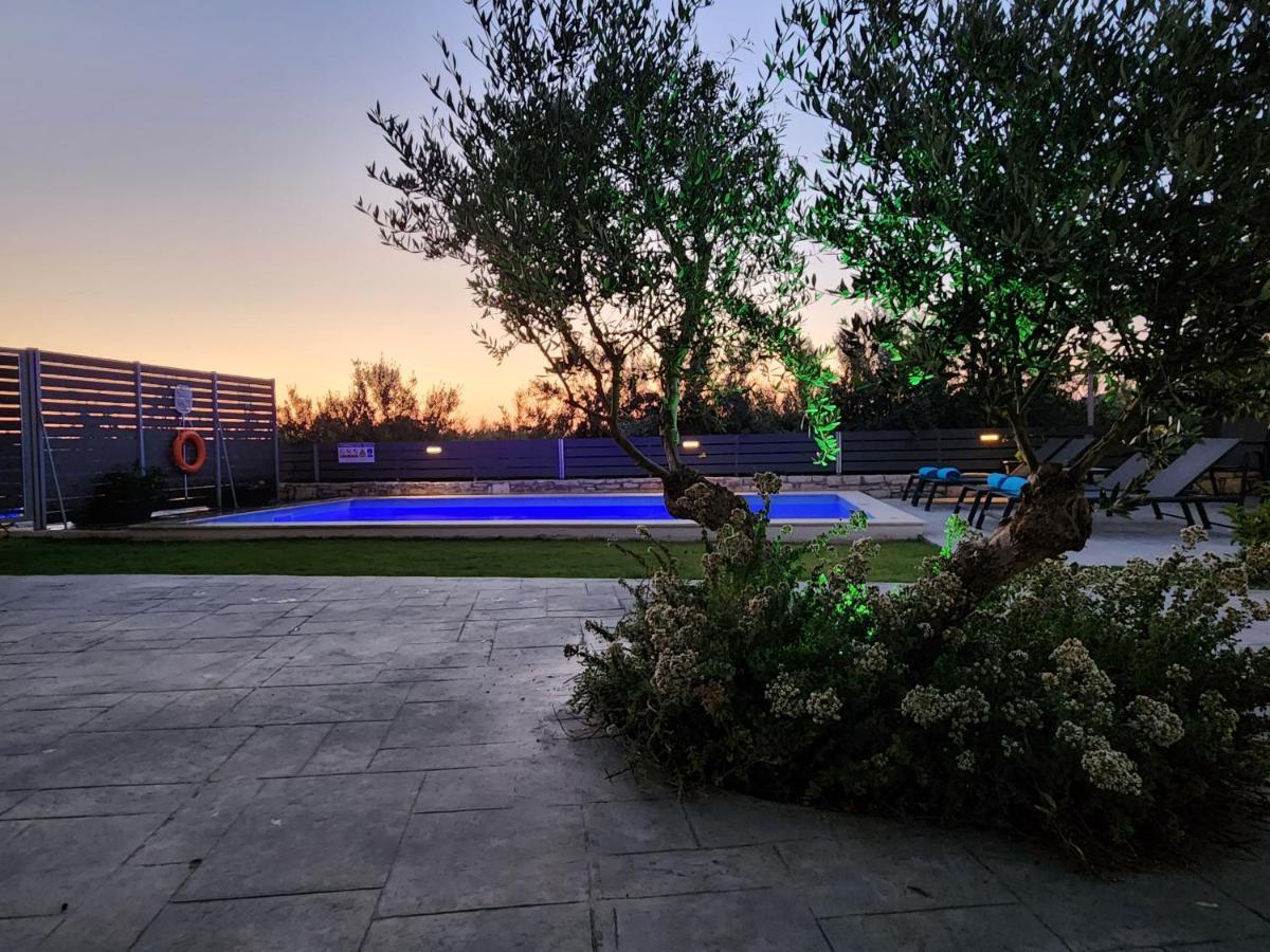 Villa Sheila With Private Pool Roumeli Экстерьер фото